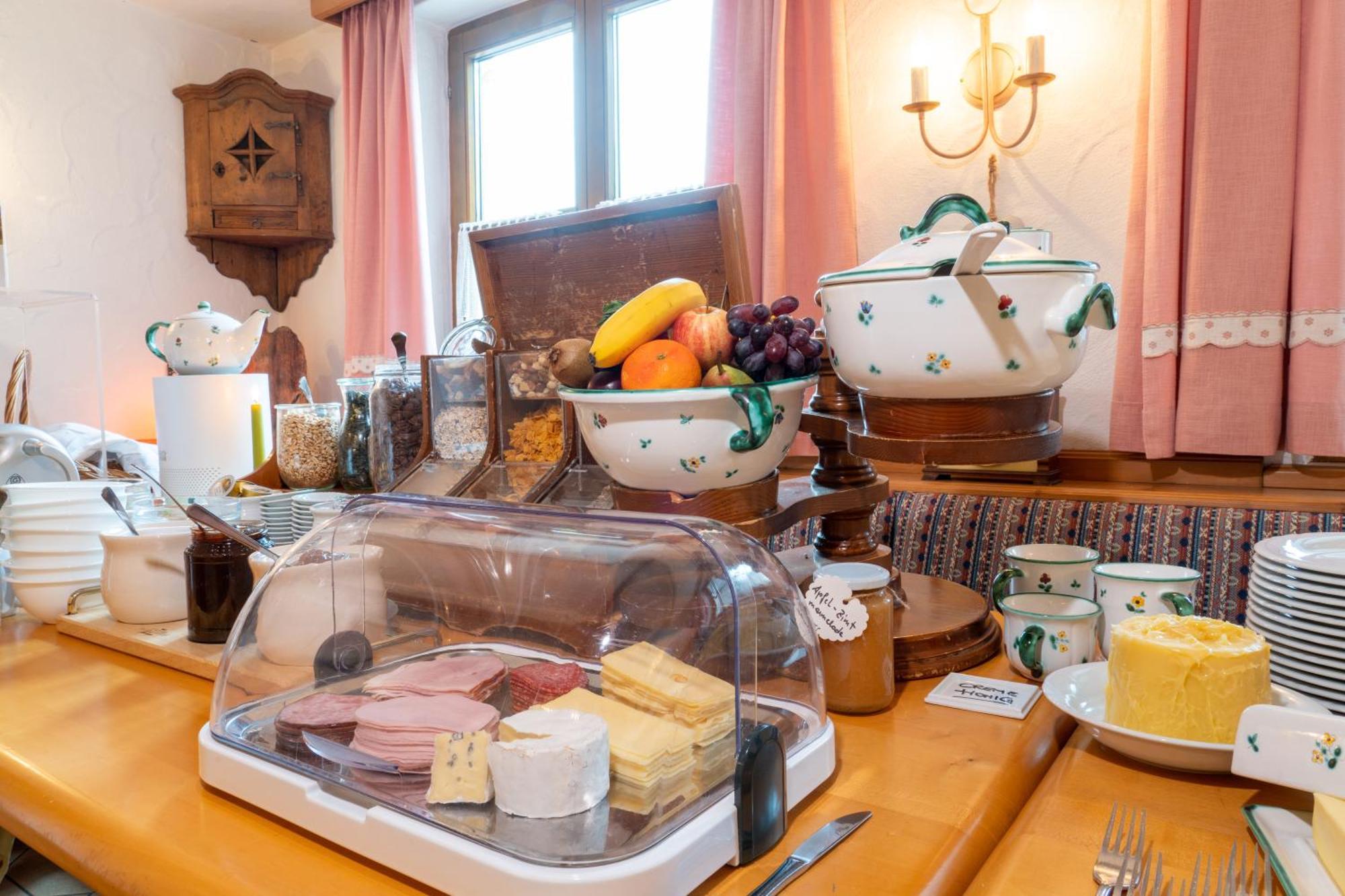 Bauernhofhotel "Die Unterbergerin" - Zimmer Mit Fruehstueck Und Ferienwohnungen In Gastein Mit Gratis Thermeneintritt Dorfgastein Ngoại thất bức ảnh